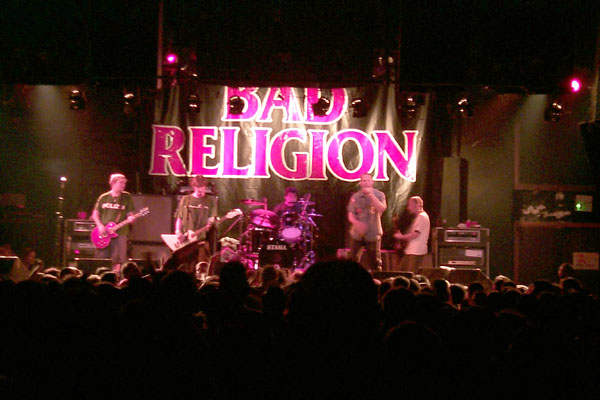 bands/bad_religion/2000-09-30/P0001658.jpg