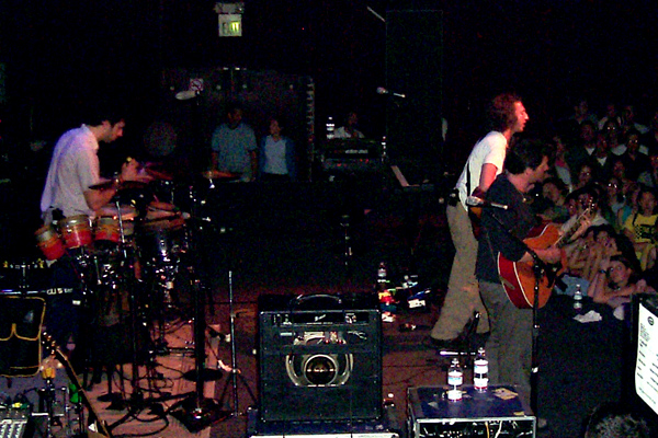 bands/guster/2001-03-30/P0002379.jpg