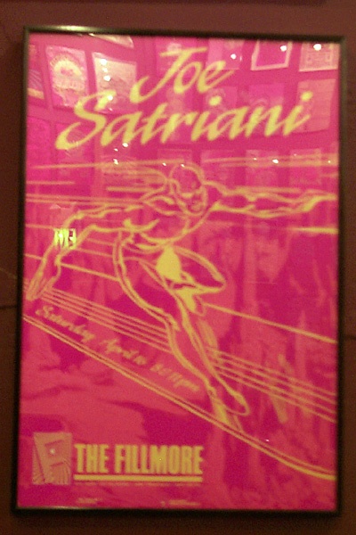bands/joe_satriani/2000-12-28/P0002083.jpg