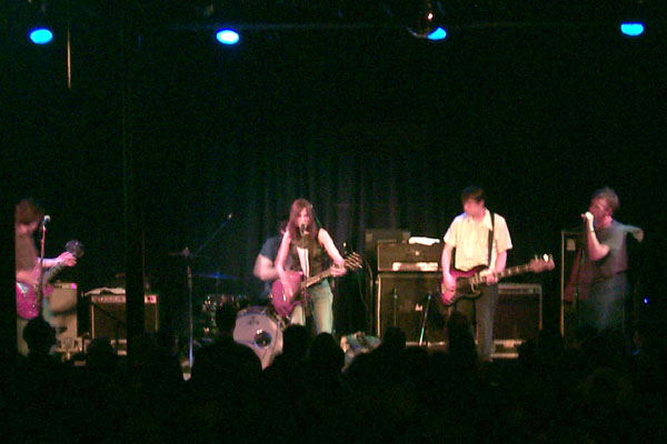 bands/juliana_hatfield/2000-06-12/P0001301.jpg