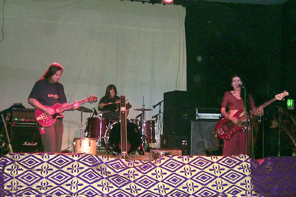 bands/vim/2000-05-11/P0001006.jpg