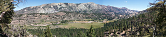 trips/2001-07_yosemite-benton/pano-valley-sm.jpg